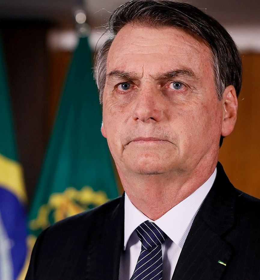 Photo of CAINDO NO CONCEITO – Bolsonaro faz critica a governadores do Nordeste por recusar colégio militar