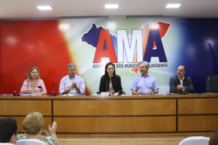 Photo of POLÍTICA – AMA pede compromisso com a pauta prioritária