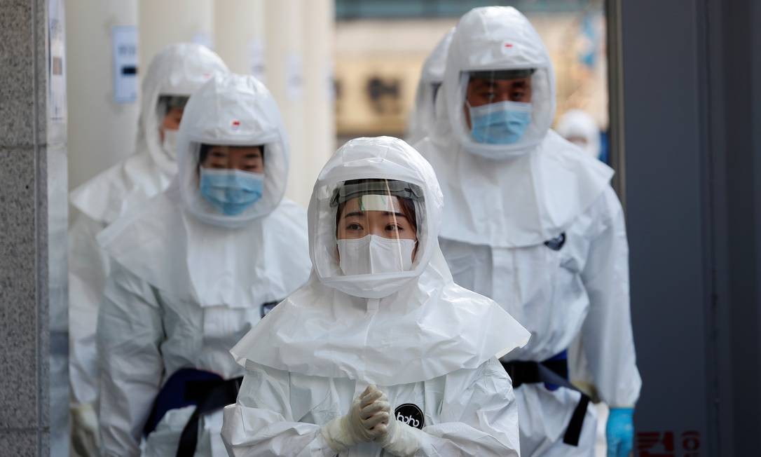 Photo of EM INVESTIGAÇÃO – Pacientes recuperados na Coreia do Sul voltam a apresentar sintomas do vírus