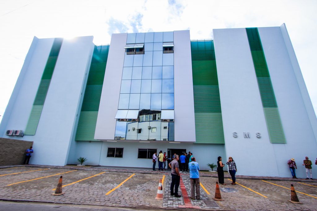 Photo of SITUAÇÃO DE EMERGÊNCIA – Prefeitura determina que hospitais da rede particular disponibilizem leitos