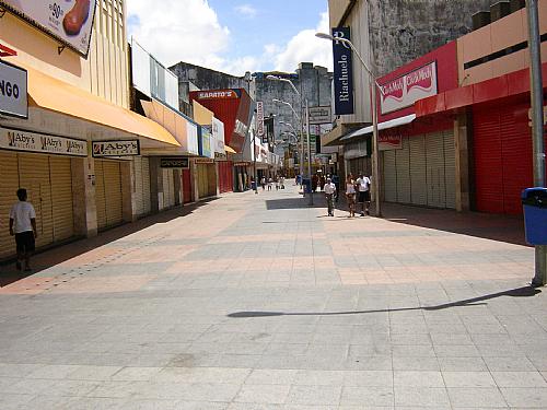 Photo of EFEITOS DO DECRETO – Comércio estima fechamento de lojas e mais de 2 mil demissões