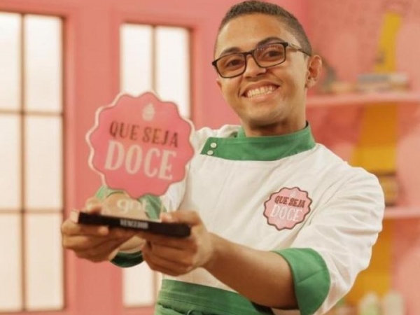 Photo of UMA VITÓRIA DOCE – Alagoano vence reality show gastronômico do GNT